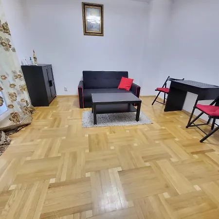 Apartment Mega Mall Monza National Arena