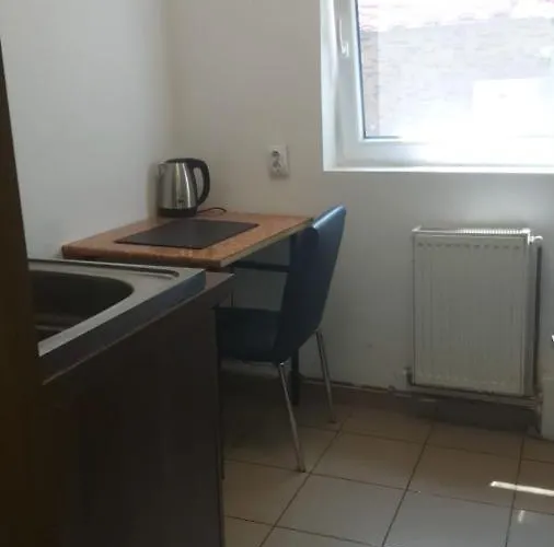 Apartman Mega Mall Monza National Arena